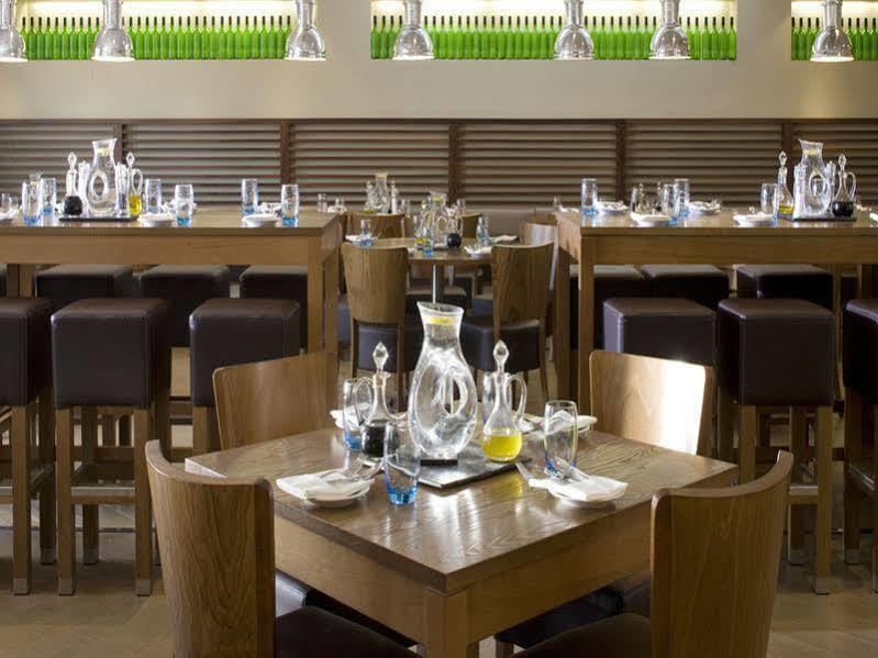 Hotel Theobalds Estate à Waltham Cross Extérieur photo